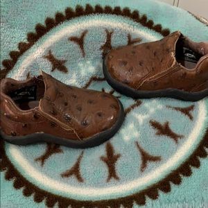 Roper infant slip on’s